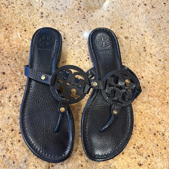 Tory Burch black matte sandals - Picture 1 of 5